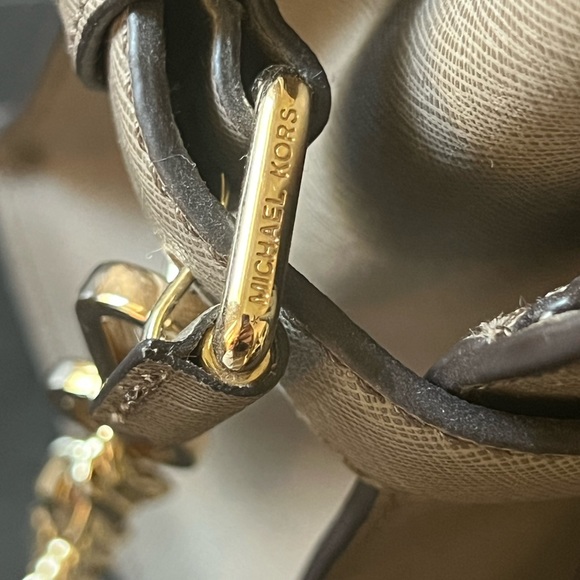 Michael Kors Emma Satchel Lock & Key Handbag with dust cover - Picture 6 of 16